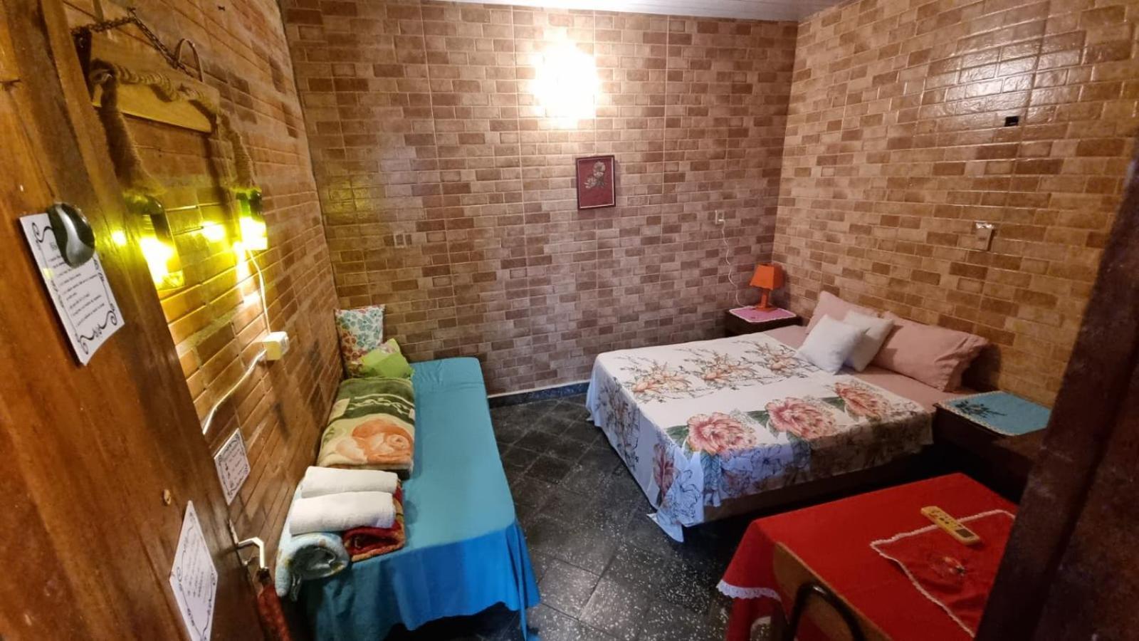 סן לורנזו Hostal Jardin De Luque מראה חיצוני תמונה